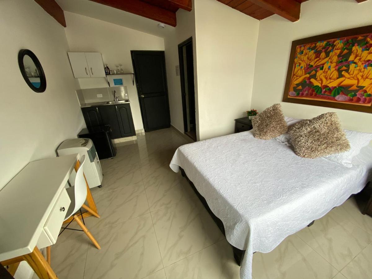 מדיין Hotel Lleras Premium #1 מראה חיצוני תמונה