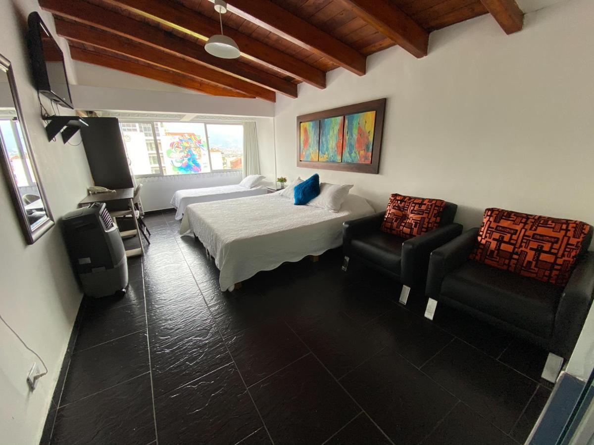 מדיין Hotel Lleras Premium #1 מראה חיצוני תמונה