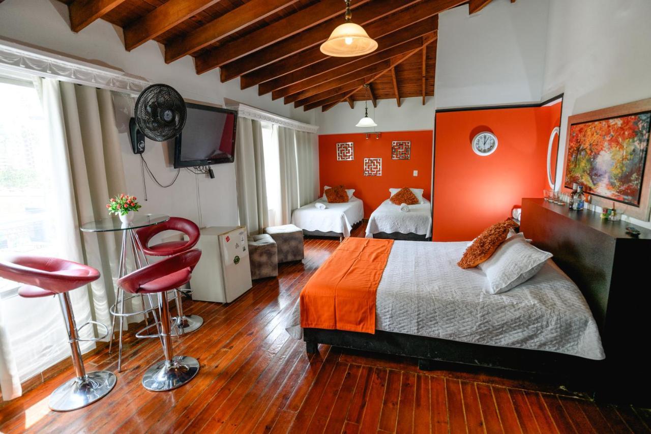 מדיין Hotel Lleras Premium #1 מראה חיצוני תמונה