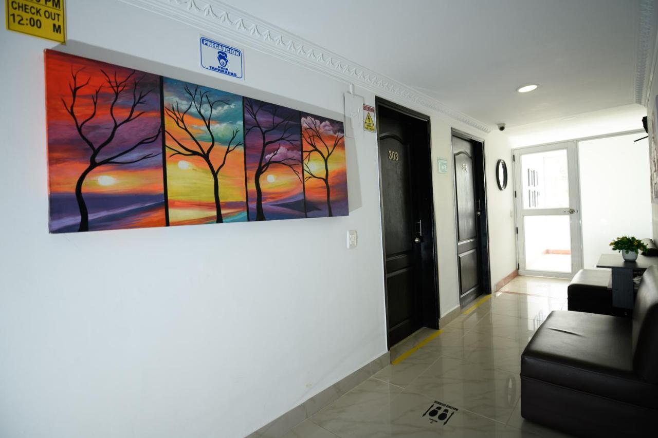 מדיין Hotel Lleras Premium #1 מראה חיצוני תמונה