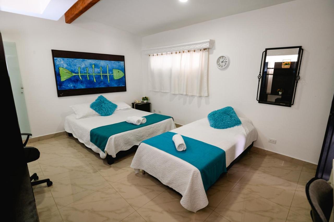 מדיין Hotel Lleras Premium #1 מראה חיצוני תמונה
