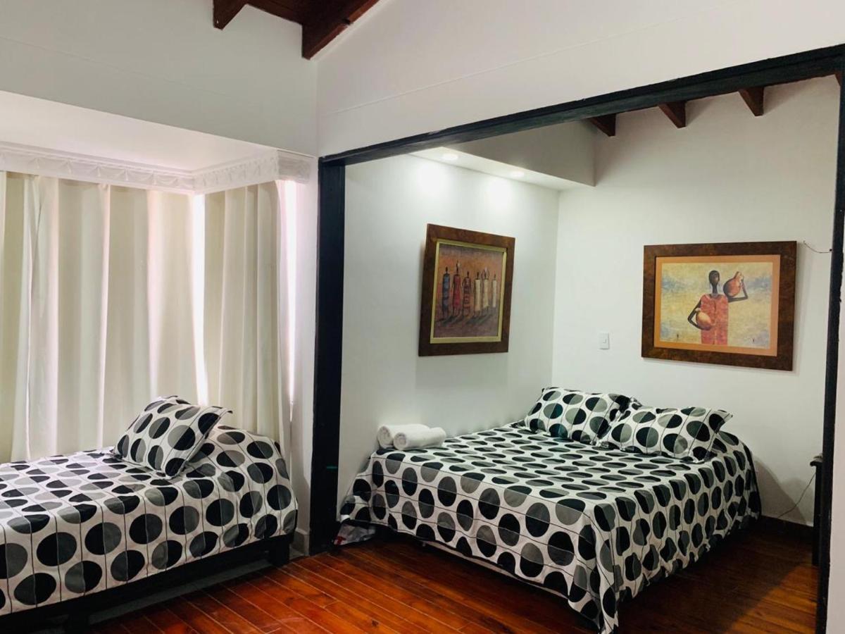 מדיין Hotel Lleras Premium #1 מראה חיצוני תמונה