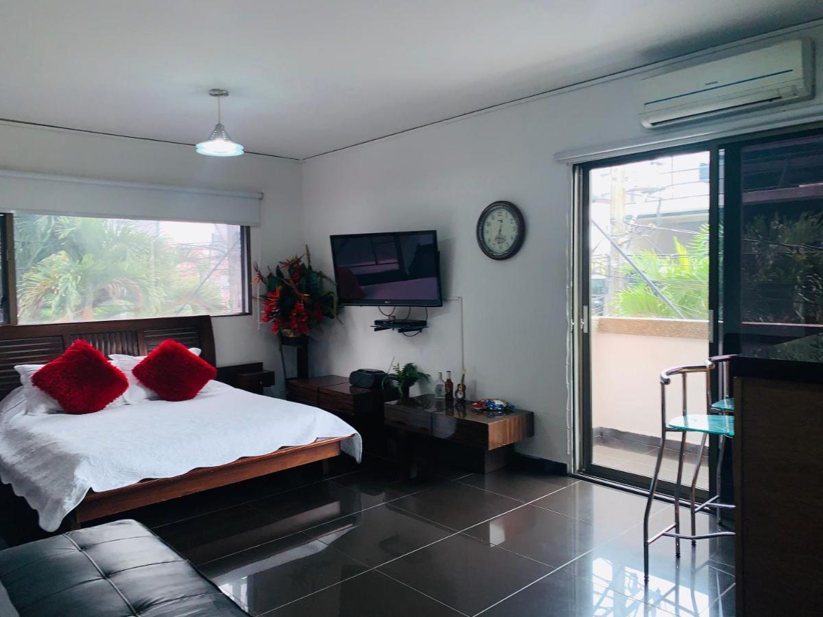מדיין Hotel Lleras Premium #1 מראה חיצוני תמונה